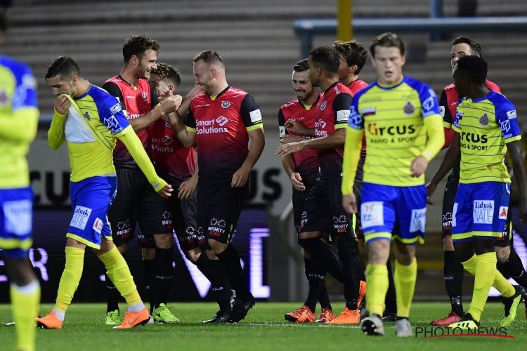 Je zal maar fan zijn van Waasland-Beveren: supporters hekelen het beleid tijdens absolute blamage tegen amateurclub: "Wat een schande"