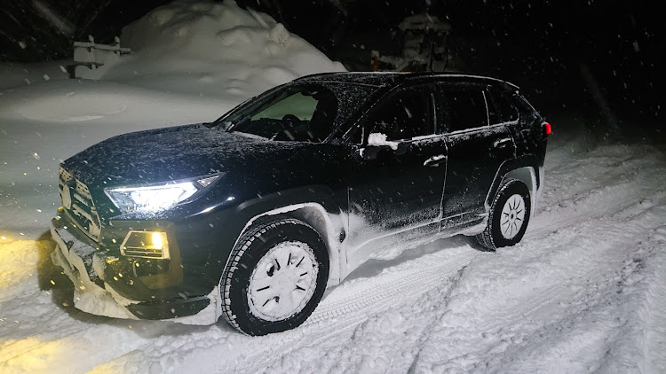 RAV4のkurorav4さんが投稿したカスタム事例の投稿画像2枚目