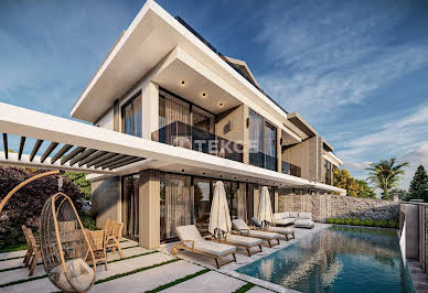 House with pool and terrace 2