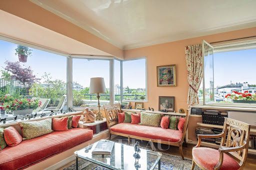 Apartment with terrace 3