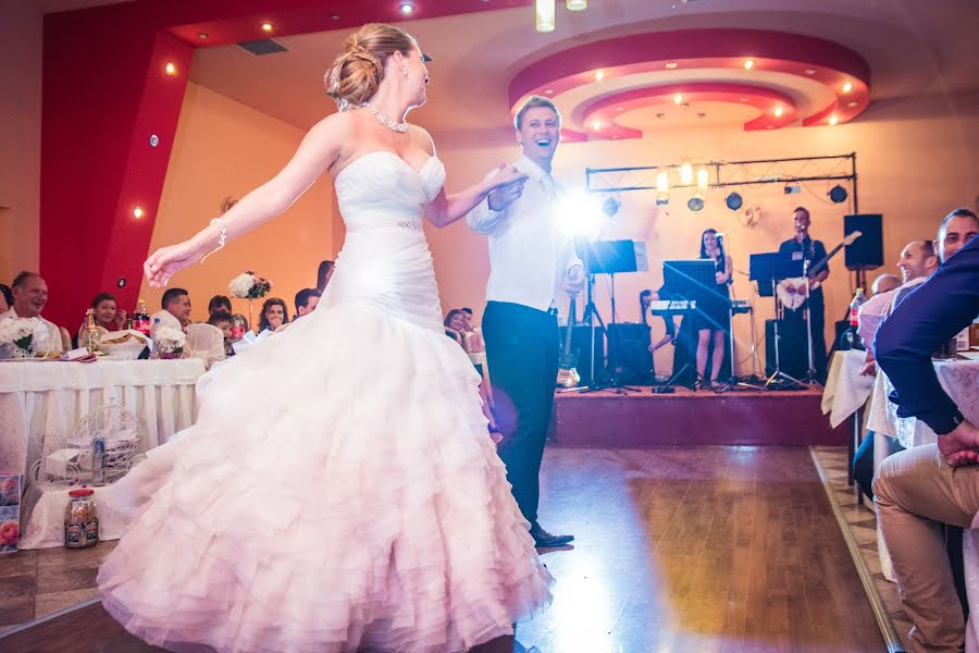 Fotografo di matrimoni Ákos Jurás (jurasakos). Foto del 31 maggio 2016