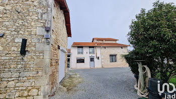 maison à Saint-Sulpice-de-Royan (17)