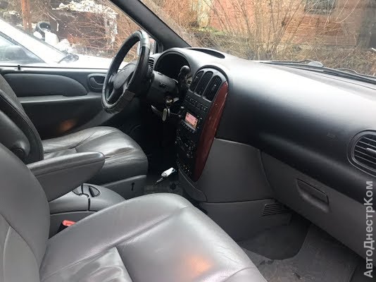 продам авто Chrysler Voyager Voyager IV фото 4