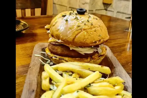 Achari Paneer Burger