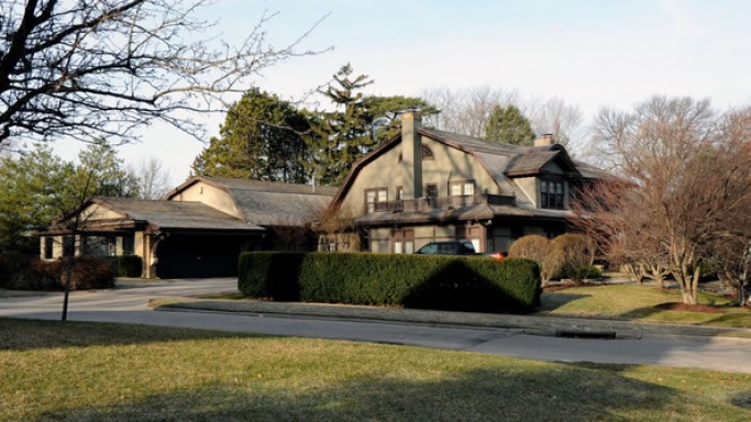 Warren Buffet continues to live in his Omaha home, bought for $31,500 in 1957