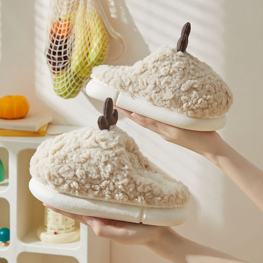 Title 5, Cute Simple Cactus Girls Slippers, soft and co...