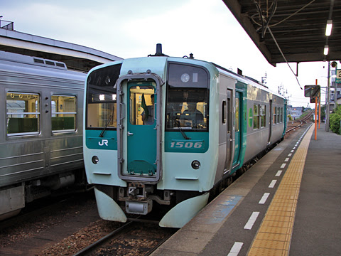 JR四国　1500形気動車　1506_02