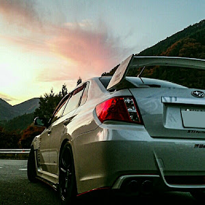 インプレッサ WRX STI GVF