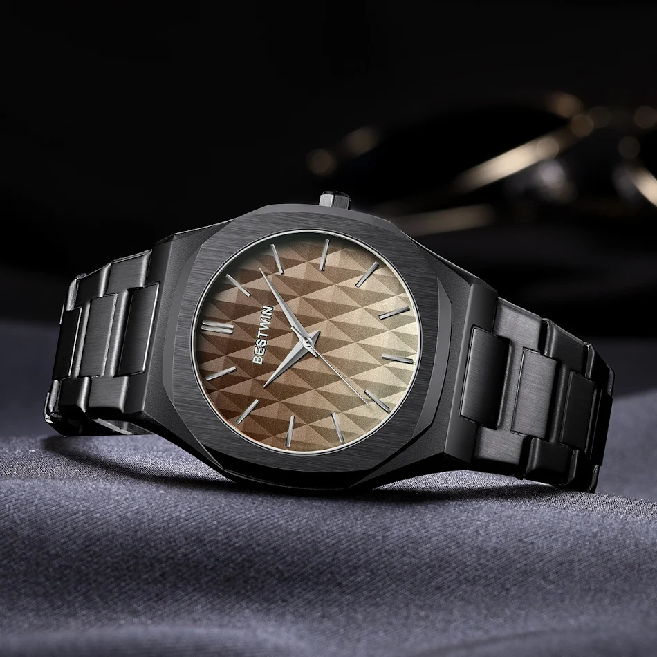 Relógio masculino de moda com mostrador em relevo, elegante e charmoso, perfeito para homens que apreciam estilo e sofisticação.