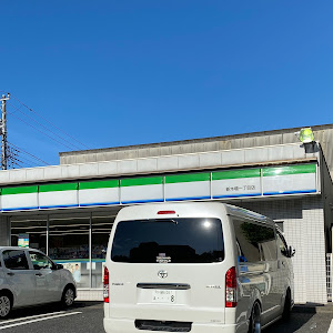 ハイエースバン