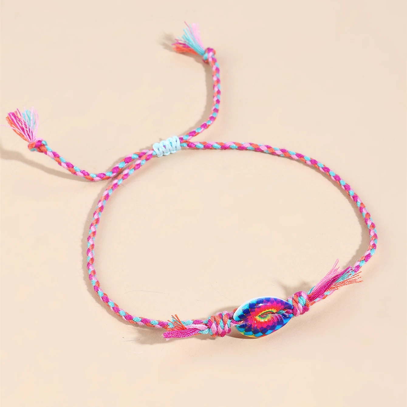Title 3, Bracelet tissé à la main avec des coquillages d...