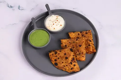 3 Methi Thepla With Amul Masti Dahi [85 Grams, 1 Cup]