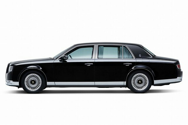 ゼンジー北京さんが投稿した新型センチュリー・センチュリー・VIP・VIPSTYLE・理想のスタイルに関するカスタム事例の投稿画像2枚目
