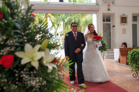 Fotógrafo de casamento Enrique Estrada (weddingstudio). Foto de 19 de dezembro 2022