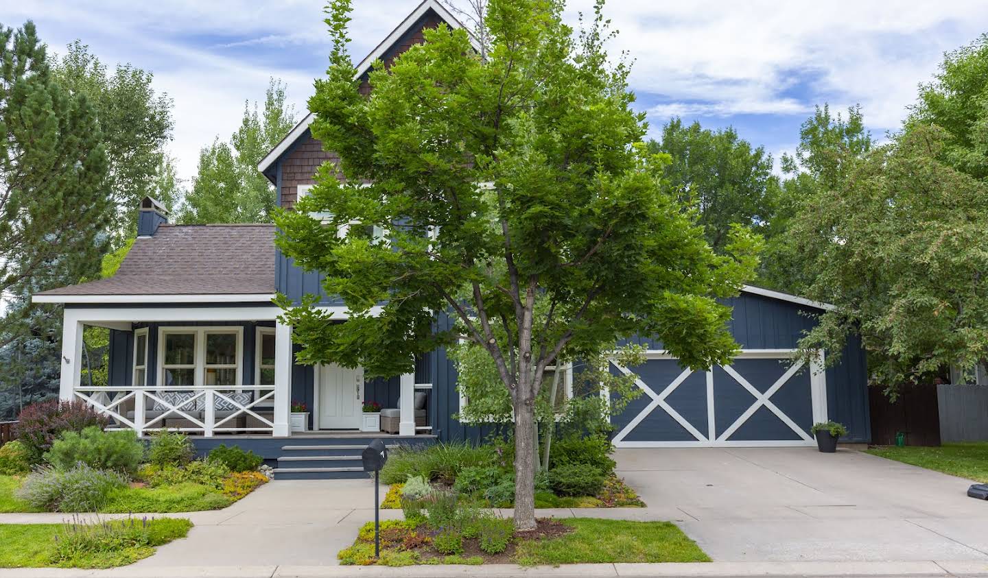 House with garden Basalt