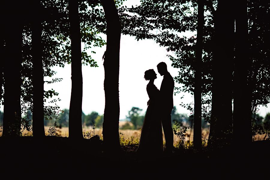 Wedding photographer Hermina Posta (inspirephotoro). Photo of 22 March 2017