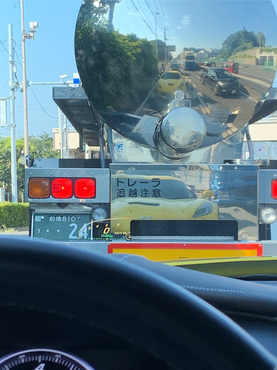 コルベット クーペのアメ車・シボレー・コルベット・ドライブ・ショッピングに関するカスタム事例の投稿画像2枚目