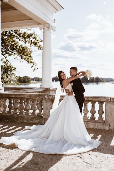 Fotografo di matrimoni Živilė Poškutė (whiteshotphoto). Foto del 25 aprile 2020