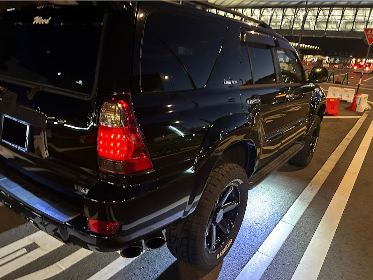 ハイラックスサーフのトヨタ・サーフ・SUV・四駆・ムーンアイズに関するカスタム事例の投稿画像2枚目