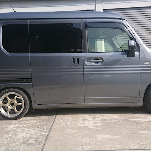 N-VAN JJ1