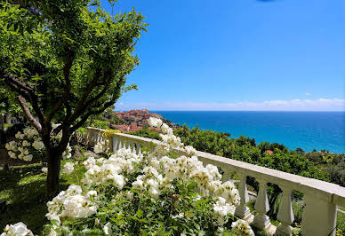 Villa with pool and terrace 5