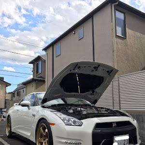 NISSAN GT-R R35