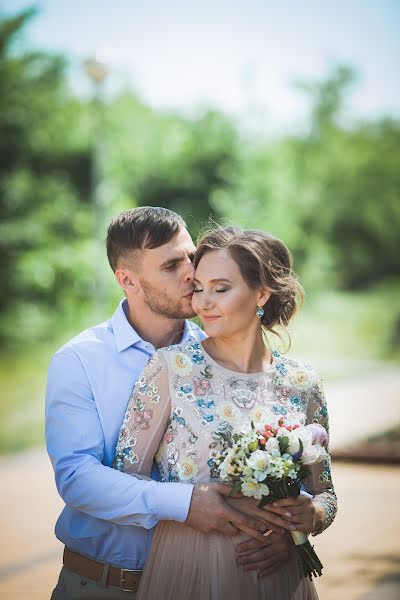 Fotografo di matrimoni Evgeniy Nomer Odin (photonik). Foto del 30 giugno 2016