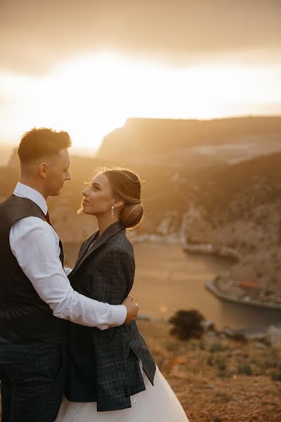 Wedding photographer Svyatoslav Bogdanov (svyatoslav95). Photo of 6 April 2023