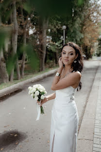 Fotografo di matrimoni Irina Krishtapovich (new-garden). Foto del 17 settembre 2020