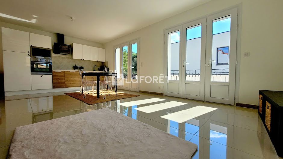 Vente appartement 4 pièces 90 m² à Castelnau-le-Lez (34170), 320 000 €