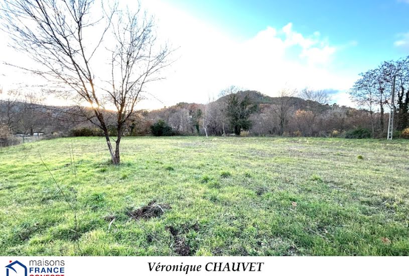  Vente Terrain à bâtir - 3 770m² à Salernes (83690) 