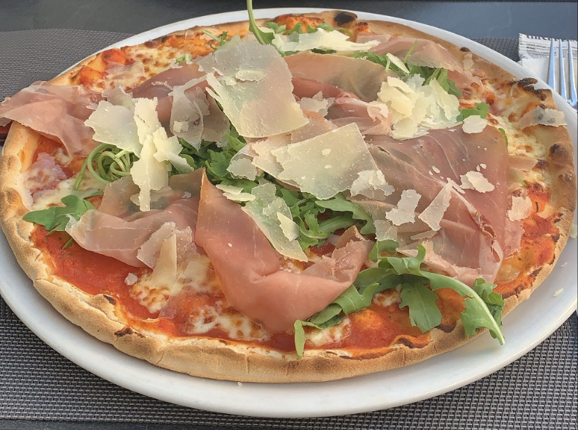 Gluten-Free Pizza at Schützenstube