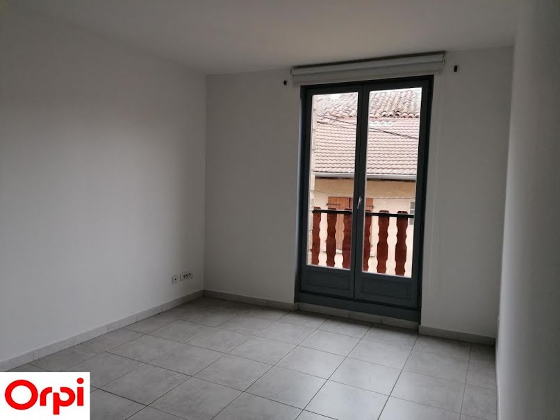 Location  appartement 2 pièces 61 m² à Viriville (38980), 515 €