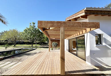 House with pool and terrace 2