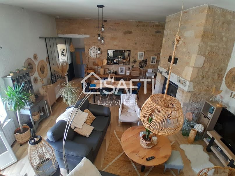 Vente maison 4 pièces 106 m² à Vire-sur-Lot (46700), 169 000 €