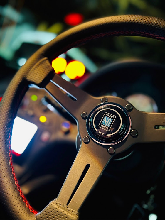 RX-7のRX-7・FD3S・FD3S RX-7・6型FD・ナルディステアリング RX-7のRX-7・FD3S・FD3S RX-7・6型FD・ナルディステアリング