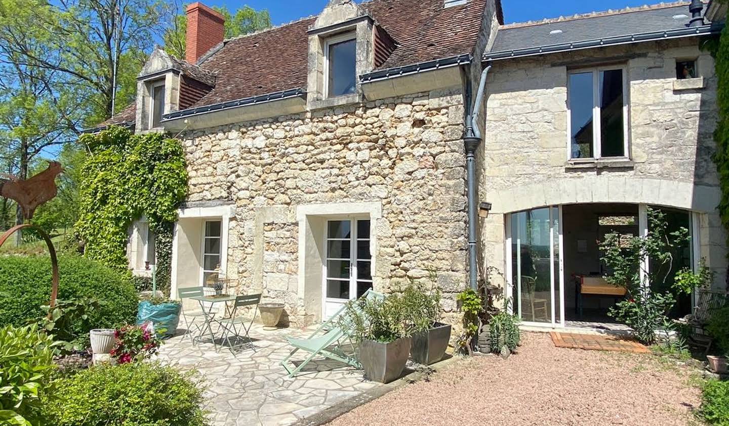 House with pool and terrace Avon-les-Roches