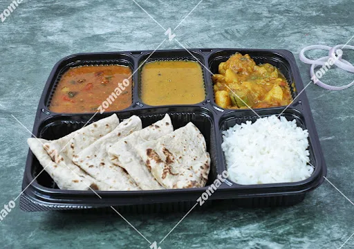 Regular Gujarati Thali