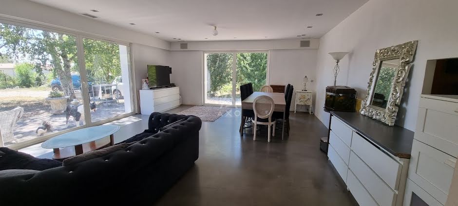 Vente maison 5 pièces 260 m² à Saint-André-de-Cubzac (33240), 483 000 €