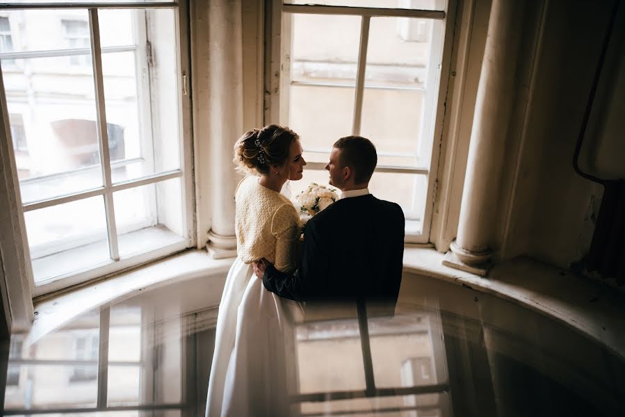 Fotógrafo de bodas Zhenya Vasilev (ilfordfan). Foto del 4 de octubre 2017