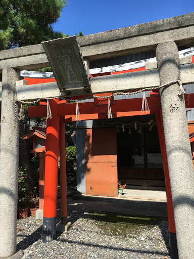 豊受稲荷神社