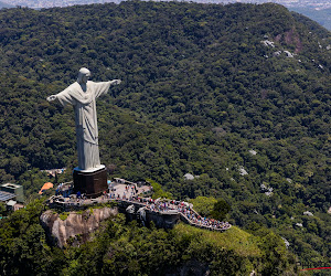 📷 Magnifique image : le Christ Rédempteur rend hommage à Pelé
