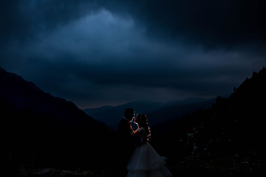 Wedding photographer Victor Leontescu (victorleontescu). Photo of 7 January 2019