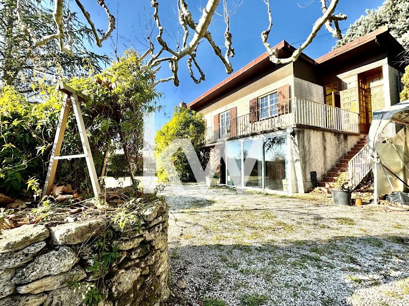 Vente maison 14 pièces 148 m² à Salon-de-Provence (13300), 400 000 €