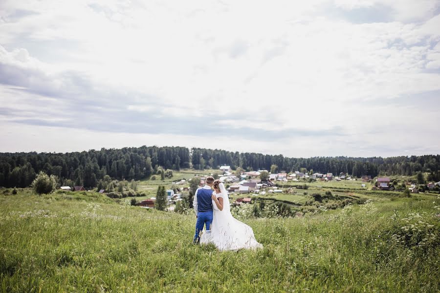 結婚式の写真家Vyacheslav Kolmakov (slawig)。2018 4月16日の写真