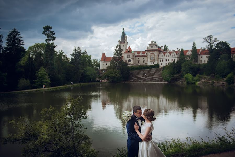 Hochzeitsfotograf Konstantin Zhdanov (crutch1973). Foto vom 10. August 2017