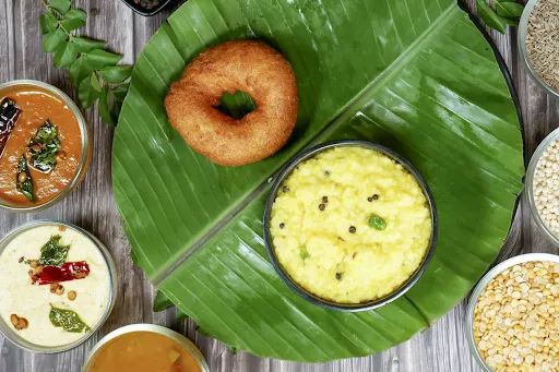 Pongal [250 Grams] With 1 Vada