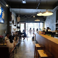 Roundabout Café 圓環咖啡