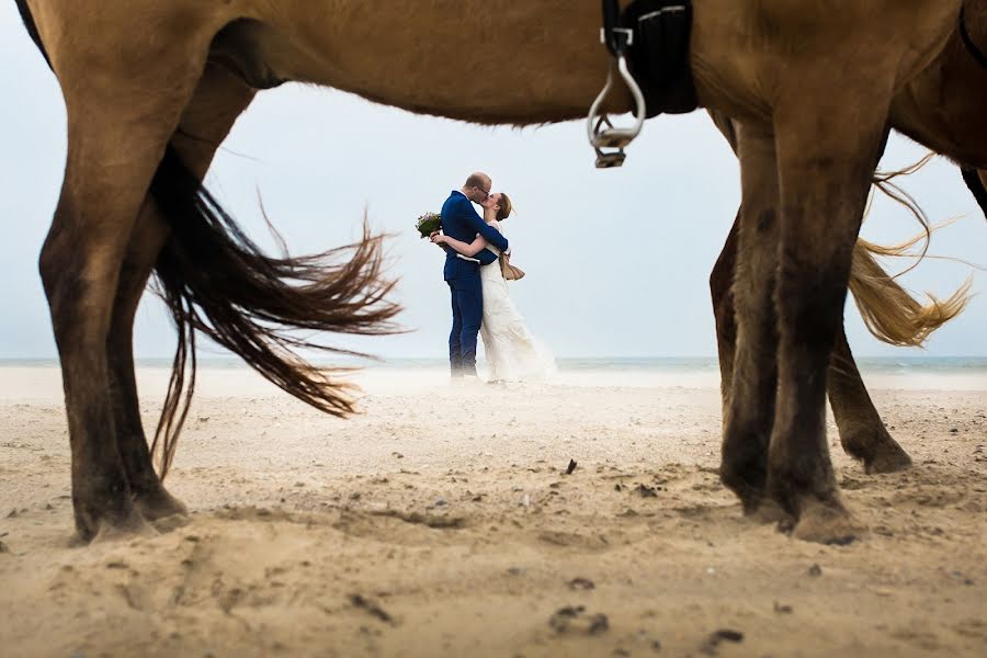 Fotógrafo de bodas Isabelle Hattink (fotobelle). Foto del 28 de septiembre 2015