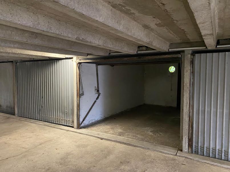 Vente parking  14 m² à Le Mée-sur-Seine (77350), 14 000 €